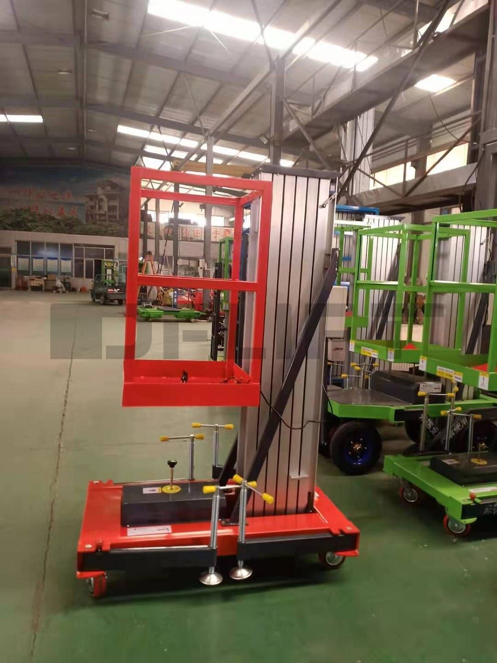 Aluminium lift