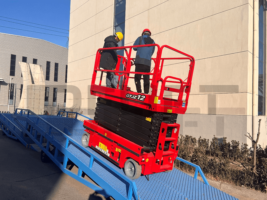 Self propelled scissor lift and yard ramps