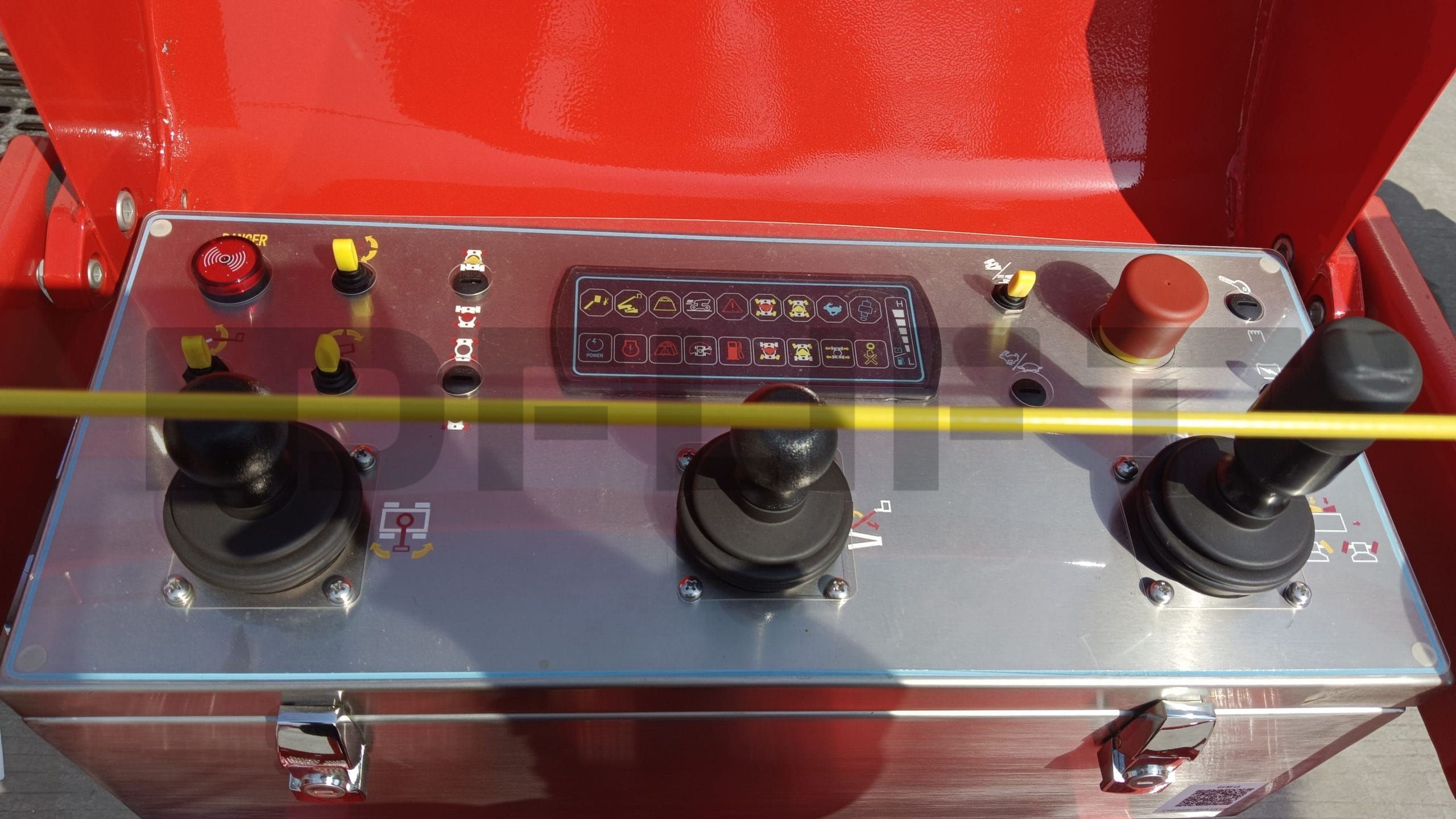 control panel of RZ16E Articulated boom lift scaled