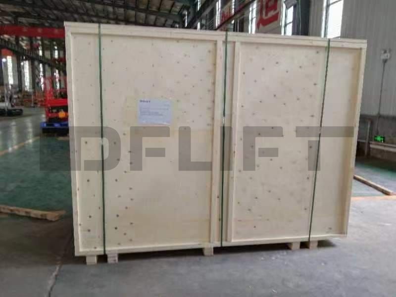 Packing of self propelled scissor lift 3